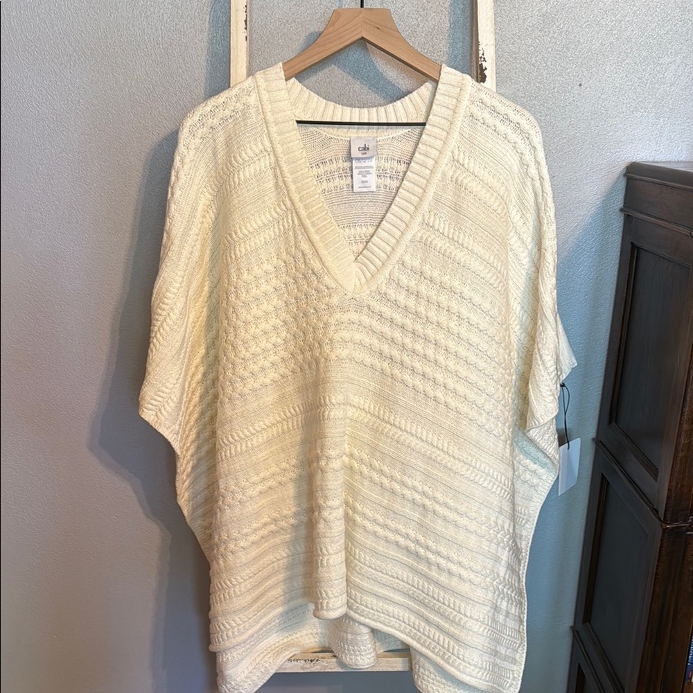 NWT Cabi Cream Knit V-Neck Fall Poncho Size OS